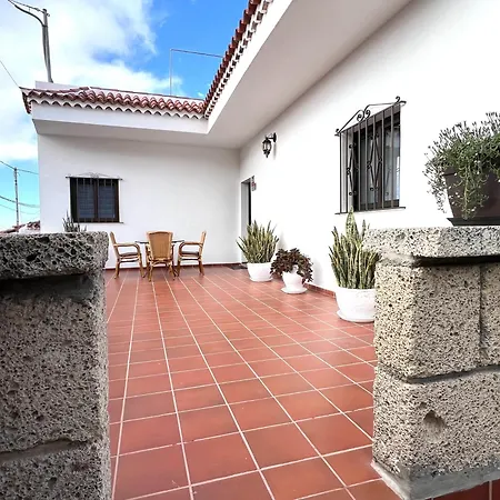 Casa Victoria Sunny Terrace Casa de Férias *